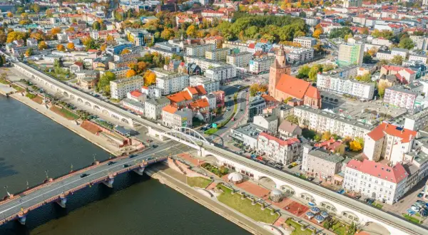 Gdzie leży Gorzów Wielkopolski? Odkryj jego sekrety i atrakcje!