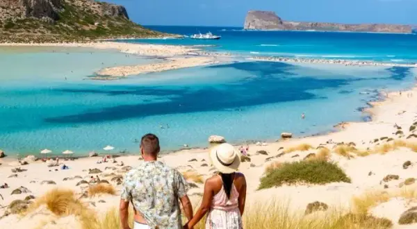 Kreta: Gdzie leży i jak zaplanować idealne wakacje z Polski?
