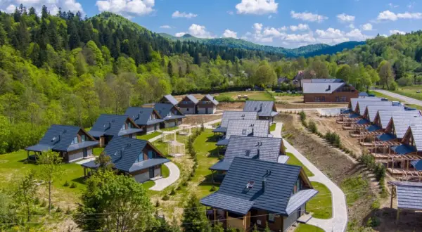 Bieszczady nocleg: Gdzie spać, by przeżyć niezapomniane chwile?