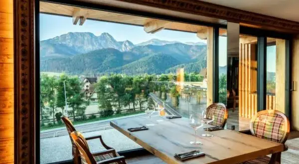 Zakopane: Gdzie zjeść? Od karczmy po fine dining przewodnik.