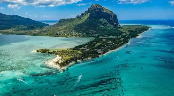 Mauritius: Gdzie leży? Położenie, loty z Polski i najlepszy czas