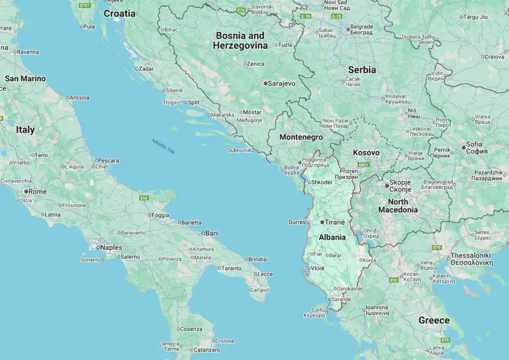 Gdzie leży Albania? Położenie, dojazd z Polski i Twoje wakacje!